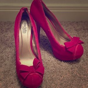 Pair of pink bow heels